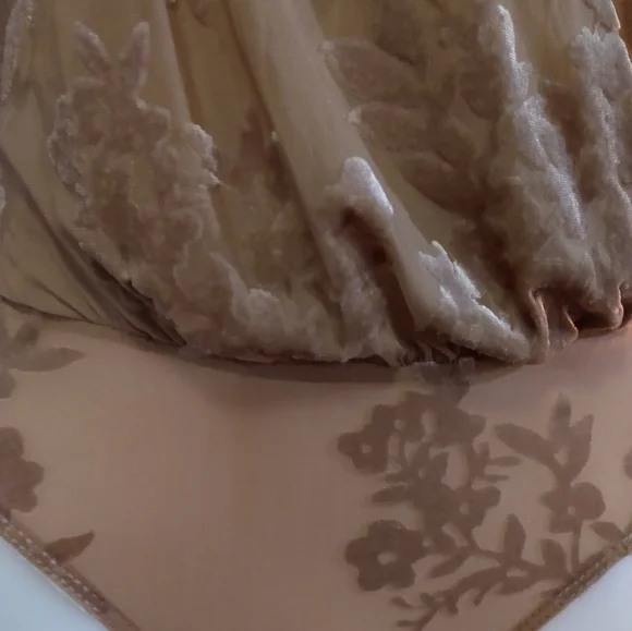 Size Small Dynamite long sleeve v-neck bodysuit - Picture 6 of 16